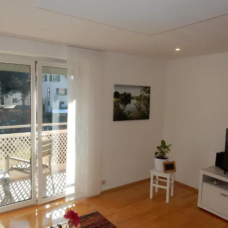 Stiefel Mit Garage & Auszeit Card Διαμέρισμα *