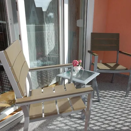 Stiefel Mit Garage & Auszeit Card